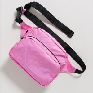 bright pink baggu fanny pack